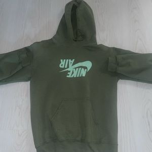 Barely worn Travis Scott HIGHEST sweatshirt. Size small